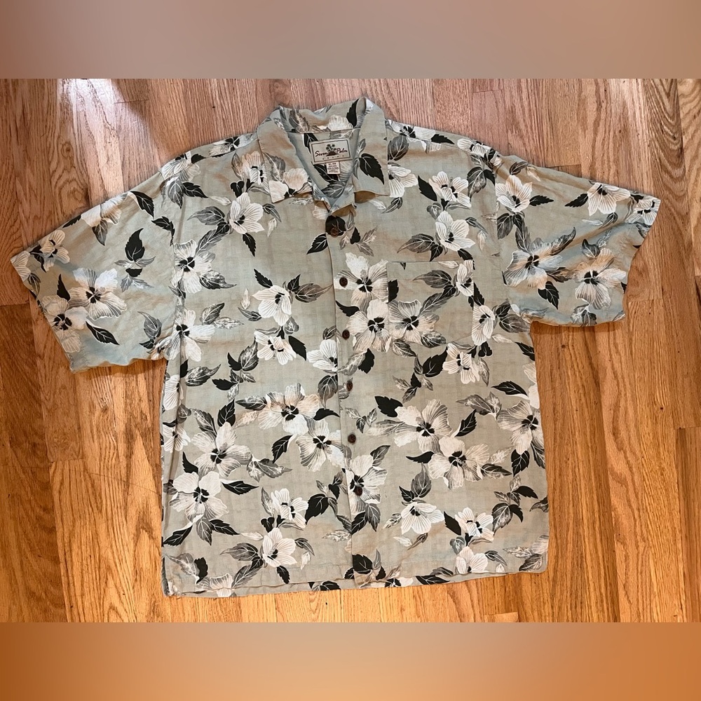 XL silk Seven Palms shirt. Classic tropical sage, gray, black & white print.